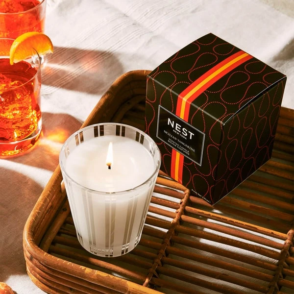 NEST New York Sicilian Tangerine Classic Candle 230g 5 NEST New York Sicilian Tangerine Classic Candle 230g - Image 3