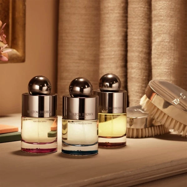 Molton Brown Fiery Pink Pepper Eau De Toilette - 100ml 7 Molton Brown Fiery Pink Pepper Eau De Toilette - 100ml - Image 5