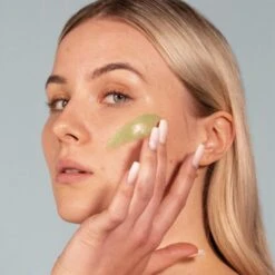 AMELIORATE Balancing Facial Moisturiser 75ml -Illamasqua Sales 12673827 2014956528258048