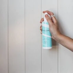 Bouclème Root Refresh 200ml 15 Bouclème Root Refresh 200ml -Illamasqua Sales 12748676 1404951122474594