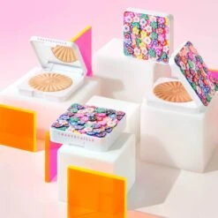 Chantecaille Flower Power Perfect Blur Finishing Powder - Medium-Dark 8g -Illamasqua Sales 12945347 4894862514568497