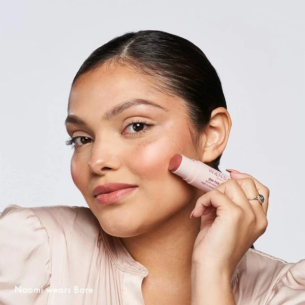 Wander Beauty On-the-Glow Blush And Illuminator 20ml 6 Wander Beauty On-the-Glow Blush And Illuminator 20ml - Image 4