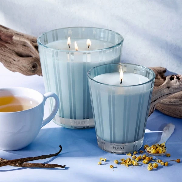 NEST New York Driftwood And Chamomile Scented Candle 600g 6 NEST New York Driftwood And Chamomile Scented Candle 600g - Image 4