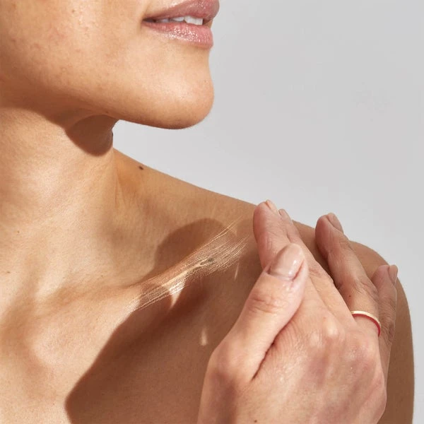 Pai Skincare The Impossible Glow Hyaluronic Acid And Sea Kelp - Champagne 30ml 8 Pai Skincare The Impossible Glow Hyaluronic Acid And Sea Kelp - Champagne 30ml - Image 6