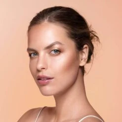 Chantecaille Real Glow 8g 11 Chantecaille Real Glow 8g -Illamasqua Sales 14265481 1505063316351753